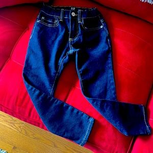 Brand new . Gap skinny dark wash jeans